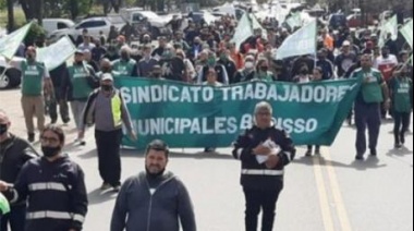 Se agrava el conflicto en Berisso y los municipales inician una huelga de 48 horas