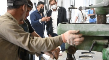 Julio Garro visitó la empresa constructora Baustil