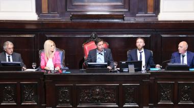 Kicillof: “Todos los esfuerzos estarán orientados a reparar, reconstruir y transformar la Provincia”