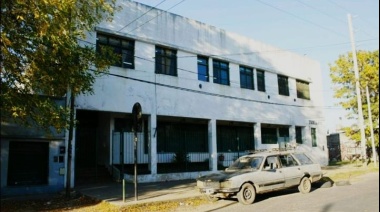 Un  exhibicionista y acosador aterroriza a un colegio de La Plata