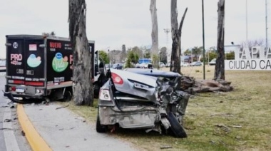 Choque múltiple en la rotonda de 120 y 32