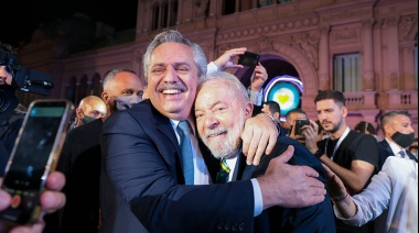 Tras el triunfo de Lula en Brasil, Alberto viaja para reunirse