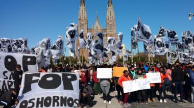 Acusan al ‘Cuervo’ Larroque de dejar sin alimento a cientos de familias bonaerenses