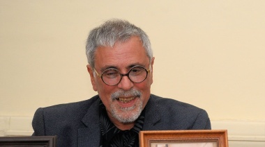 Guillermo Pilía, Ciudadano Ilustre de La Plata, participará en el Ciclo Literario del Palacio López Merino