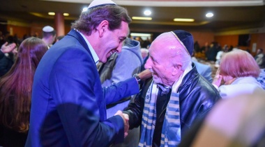 Garro participó de la plegaria del Iom Kipur, la celebración más importante del calendario judío 