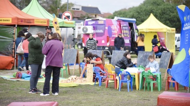 Barrio x Barrio llega a Los Hornos con servicios municipales, shows y ofertas