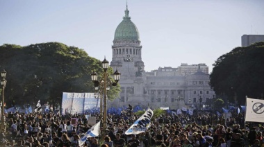 Nueva Marcha Federal Universitaria en defensa de la educación pública