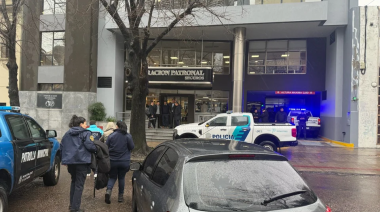 Conmoción: hallaron un hombre muerto en el edificio de Federación Patronal de La Plata