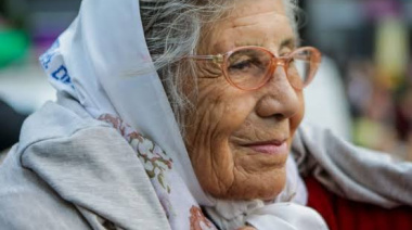 Pesar por el fallecimiento de Azucena Díaz, Madre de Plaza de Mayo