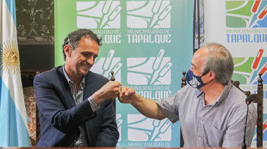 Tapalqué: firma de convenio y visita del ministro de obras públicas