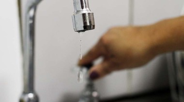 Crespo reiteró su pedido para declarar la emergencia en el servicio de agua
