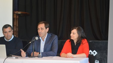 La Plata vive su propio vacunagate, con acusaciones y réplicas entre concejales
