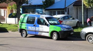 Villa Elvira: golpearon y apuñalaron a una jubilada en un brutal robo