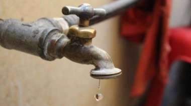 Vecinos sin agua en edificio de La Plata: días de reclamos sin respuestas de ABSA