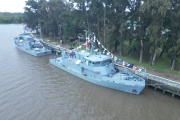 El Astillero Río Santiago entregó dos embarcaciones y una compuerta a la armada