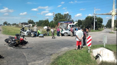 Fuerte choque en la Ruta 2 cerca de La Plata: Conductor de moto hospitalizado