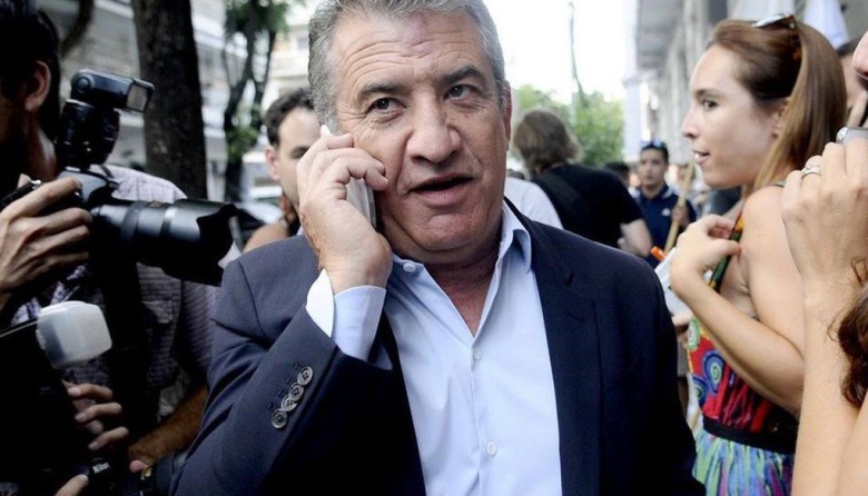 Renunció un embajador tras ser condenado a 8 años de cárcel por corrupción