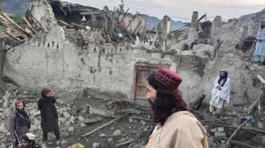 Al menos 1.000 muertos por un terremoto en Afganistán
