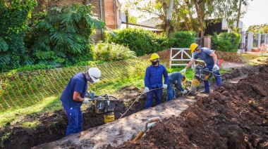 ABSA comenzó la instalación de 1200 metros de cañerías de refuerzo en City Bell