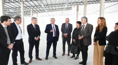 Alberto visitó la planta de litio en La Plata: “Nuestro potencial se multiplica enormemente si lo industrializamos”