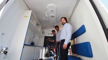 Comenzó la distribución de 52 nuevas ambulancias en toda la provincia