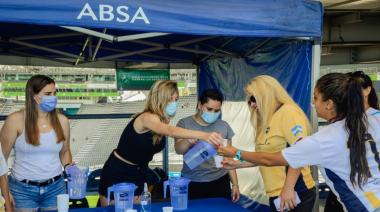 ABSA colaboró con puntos de hidratación para varios eventos