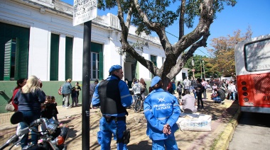 Un niño llevó un arma a una escuela de La Plata y le dio un culatazo a un compañero