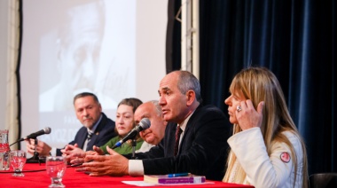 La UNLP inauguró una muestra homenaje al Dr. René Favaloro