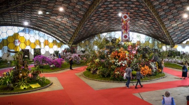 Escobar celebra las tradiciones y la producción floral