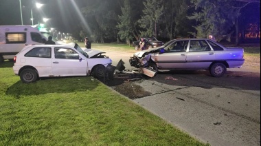 Fatal accidente en Diagonal 74: un fallecido y dos heridos en trágico choque frontal en Ensenada