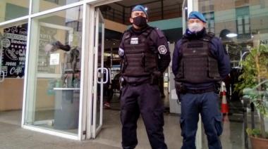 Ariel Archanco: “La vuelta de los policías caminantes en los centros comerciales responde a un pedido que hicieron los vecinos y vecinas de La Plata”