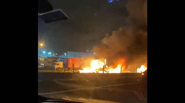 Cuatro muertos y al menos seis heridos por un choque seguido de explosión en Panamericana