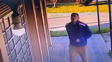 Captan en video el robo de luces en un supermercado