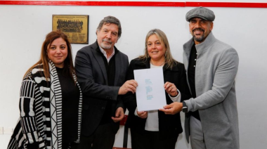 Verón lanza la Universidad del Deporte en La Plata