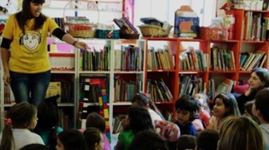La biblioteca "Del otro lado del árbol" cumple 11 años