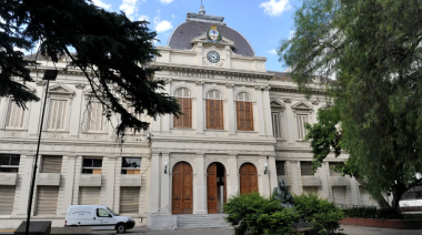 Paros, clases públicas y nueva Marcha Federal: crece el conflicto en la UNLP