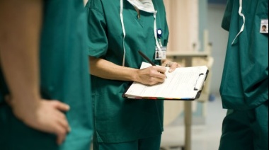 Abre la readjudicación de cargos vacantes para residentes de salud en provincia