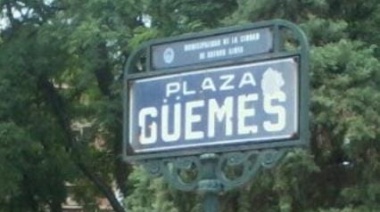 Control urbano intervino por comienzo de año multitudinario en la Plaza Güemes