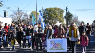 El festejo de aniversario de Hernández convocó a miles de vecinos