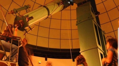 Ciencia y astronomía para niños en el observatorio platense