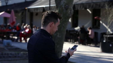 ¿En qué espacios públicos y centros comerciales de La Plata podés acceder a WiFi gratuito?