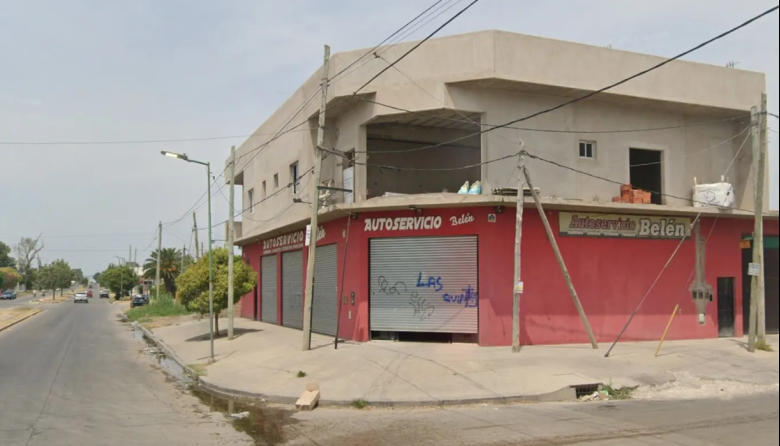 Una cajera fue baleada en un robo a un supermercado de La Plata
