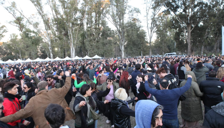 Música, danza y ofrendas: la celebración de la Pachamama en La Plata
