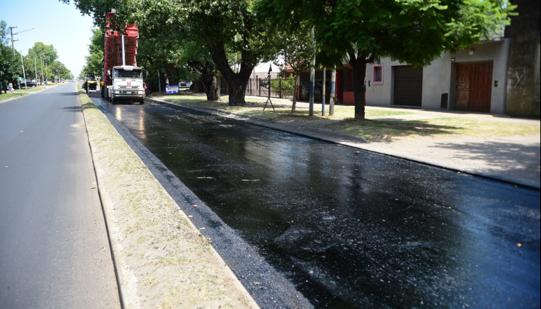 La Municipalidad inicia obras viales en Avenida 66 y diferentes localidades de zona norte y oeste