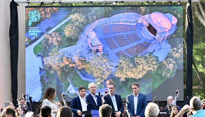 Kicillof y Alak encabezaron el anuncio de las obras de restauración del Teatro el Lago