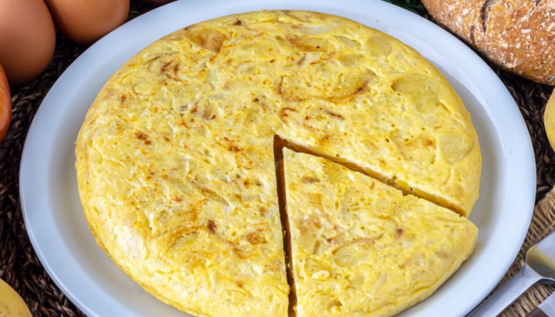 Investigan una posible intoxicación con una tortilla tras la muerte de un hombre en La Plata