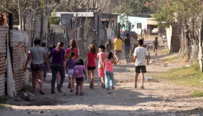 Nuevo informe de UNICEF: cuatro de cada diez niñas y niños son pobres en Argentina