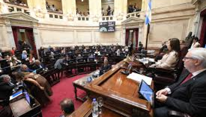 Dura derrota del Gobierno: retiró el capítulo de extranjerización de tierras por falta de votos