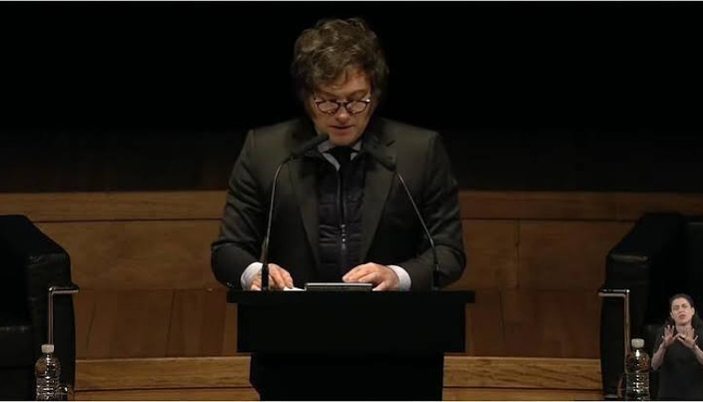 Milei sacudió el Foro Madrid con munición gruesa: tildó a Allende de "comunista" y apuntó a los "zurdos mugrosos"