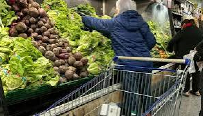 Uno por uno, los productos de la canasta alimentaria que más aumentaron en La Plata durante agosto